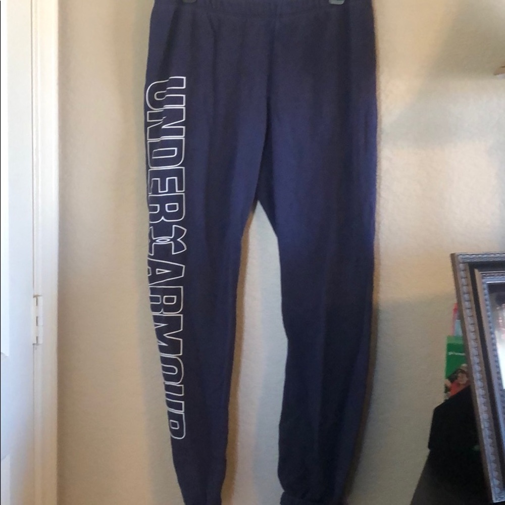 Women’s Underarmour jogger